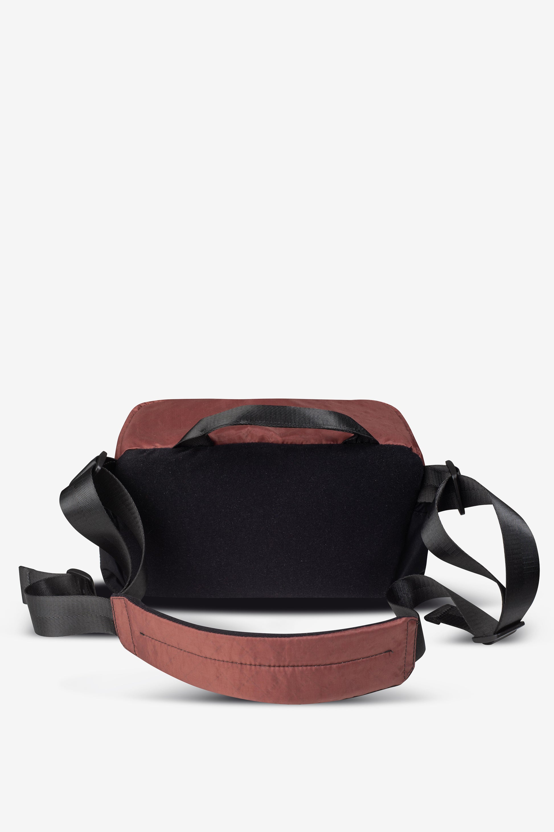 Karmash Cam Bag – Compact Camera Shoulder Bag Made from Recycled Ecopack Fabric