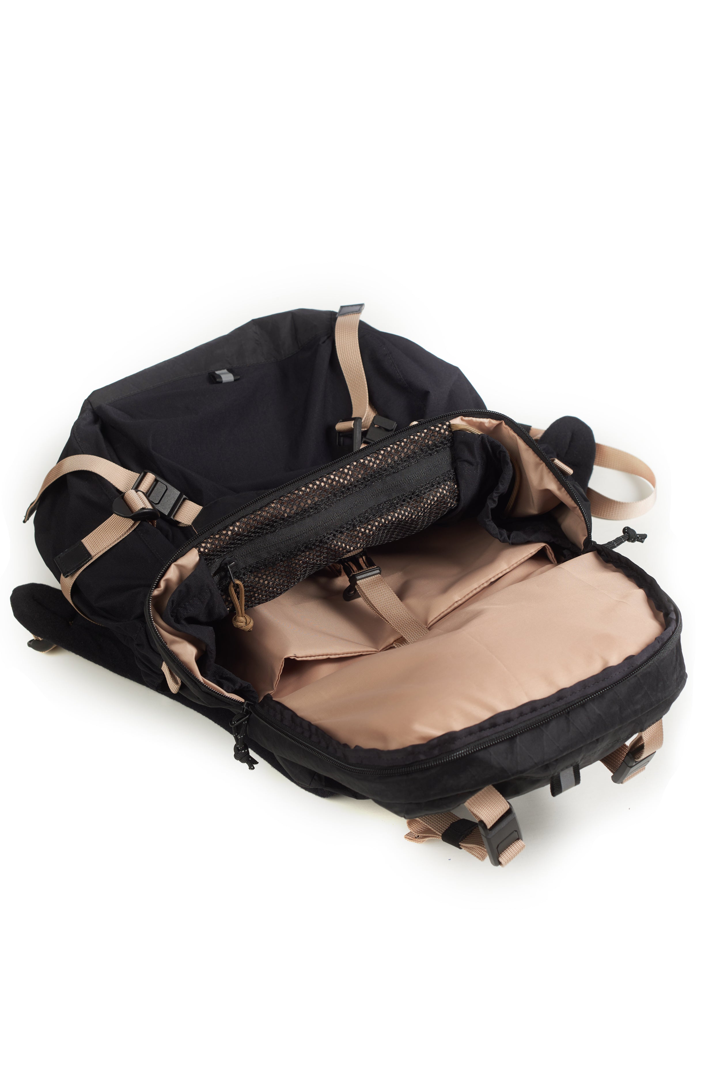 (black)