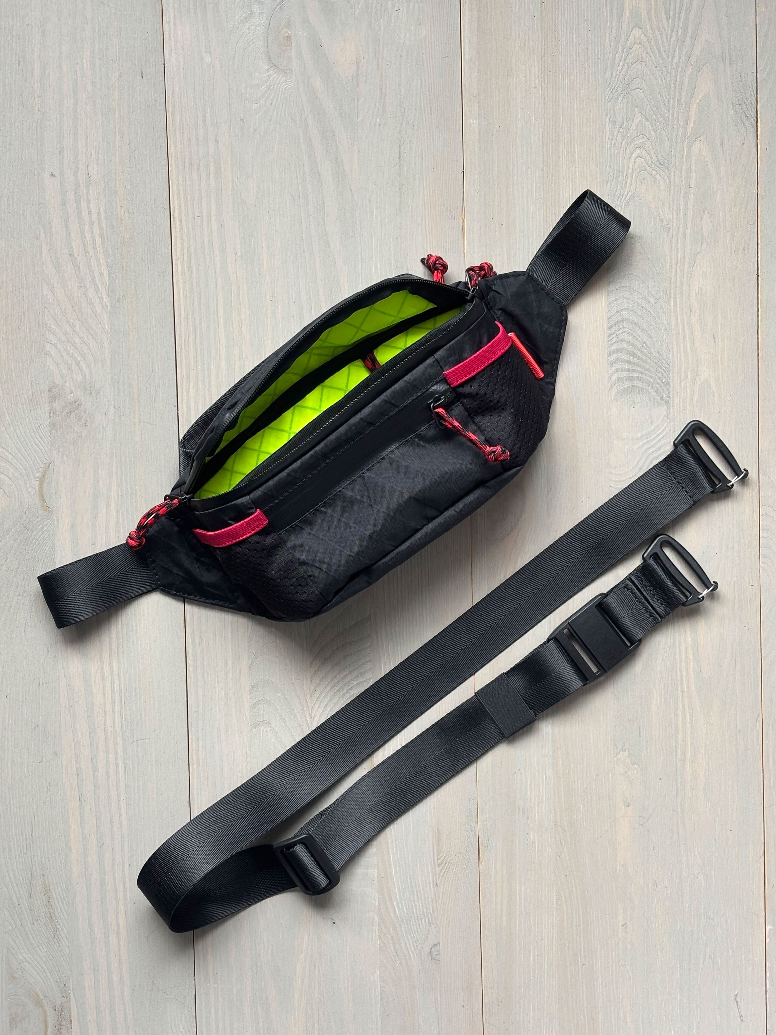 Waist bag. Karmash CWB M Black/Lemon